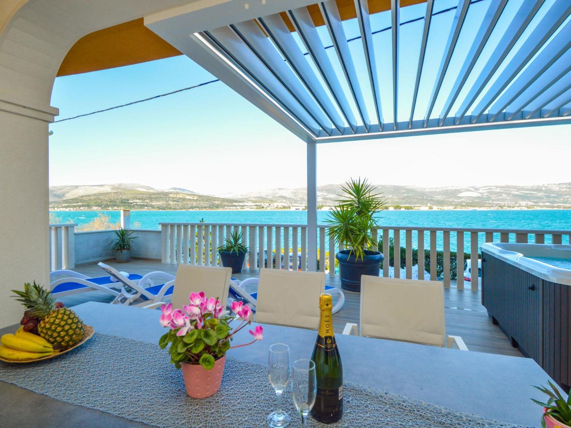Apartment Mornar-5 By Interhome Τρογκίρ Εξωτερικό φωτογραφία